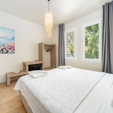 Vera Hotel كاس المظهر الخارجي الصورة