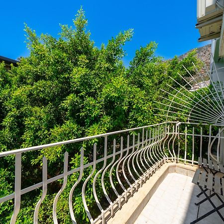 Vera Hotel كاس المظهر الخارجي الصورة