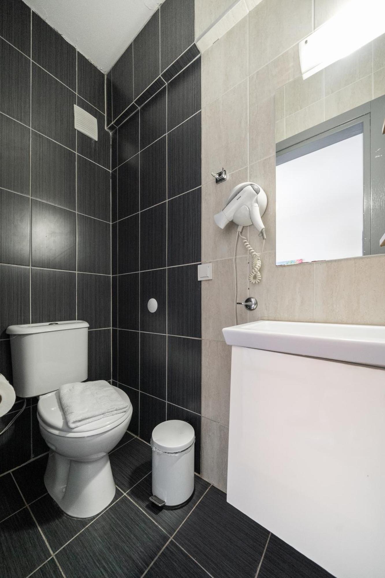 Vera Hotel كاس المظهر الخارجي الصورة