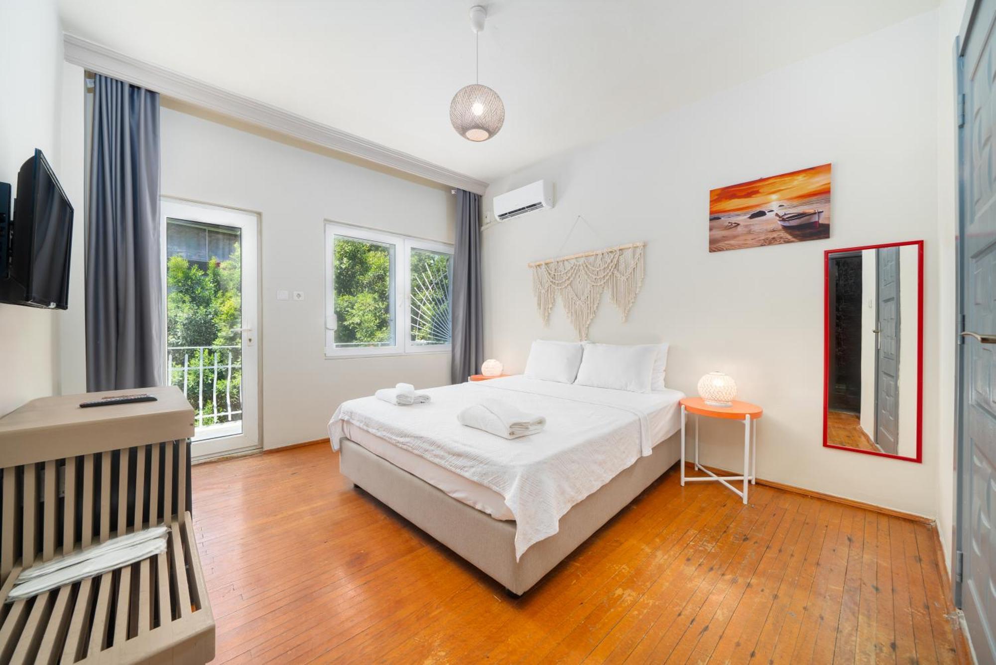 Vera Hotel كاس المظهر الخارجي الصورة