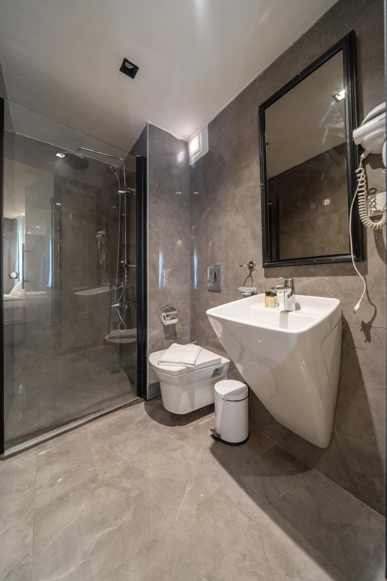 Vera Hotel كاس المظهر الخارجي الصورة